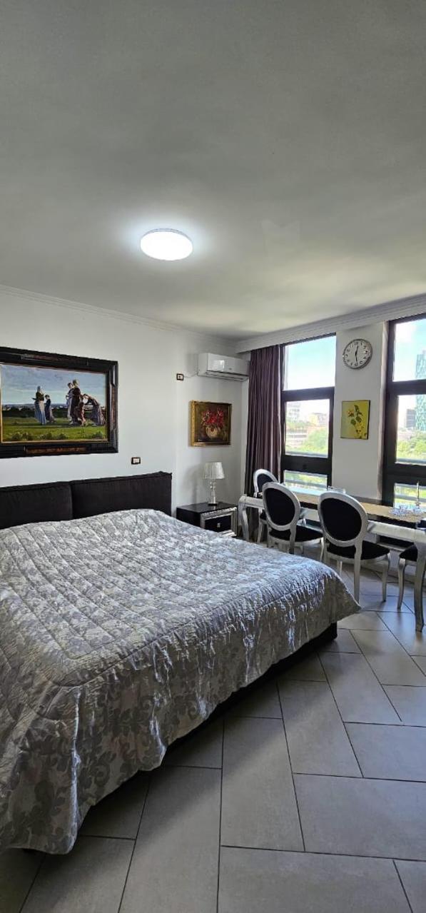 Apartamento Amo Tower Center *